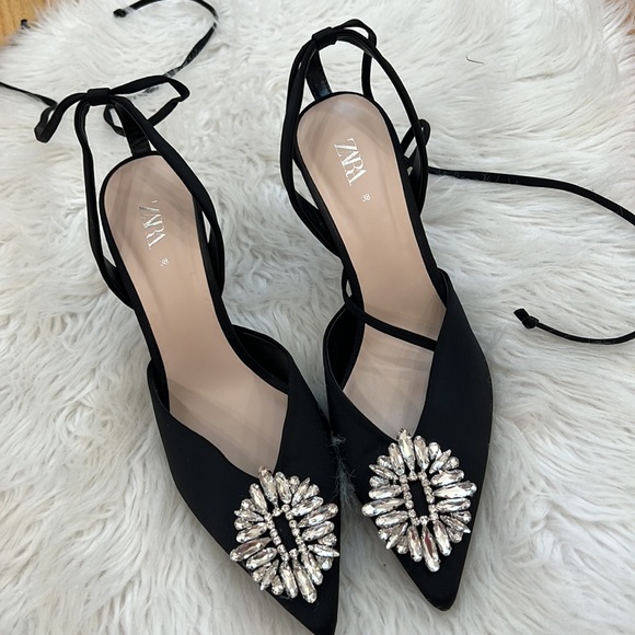 Zara embellished tied pumps - Picture 10 of 10
